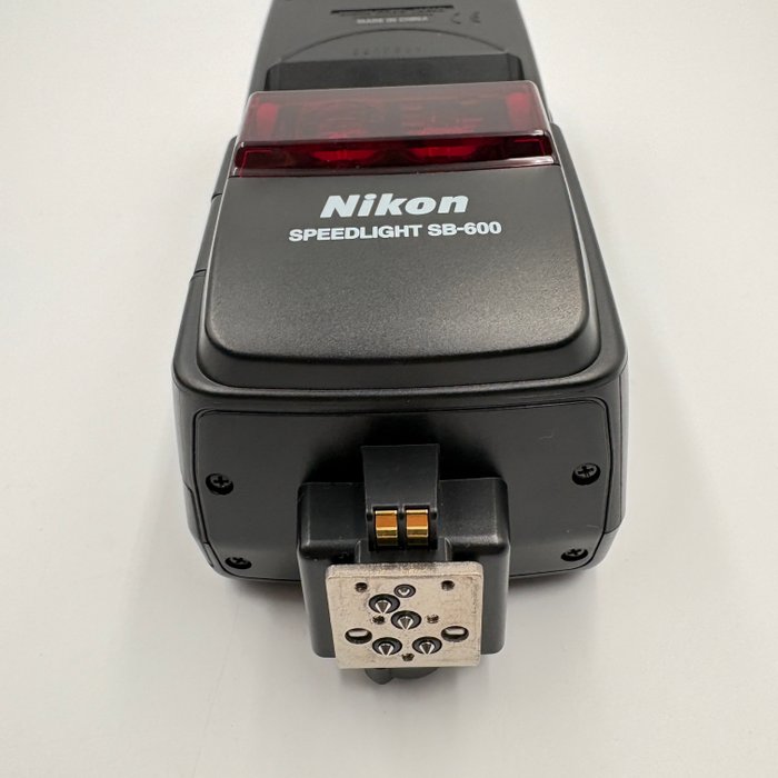 Nikon Speedlight SB-600 Shoe Mount Flash Blitz