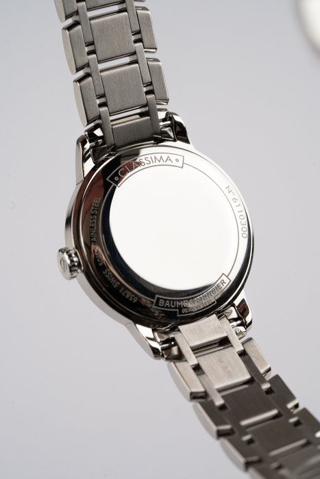 Baume  Mercier - Mother Of Pearl Classima Watch - BRAND NEW - BM0A10490 - Kvinder - 2011-nu