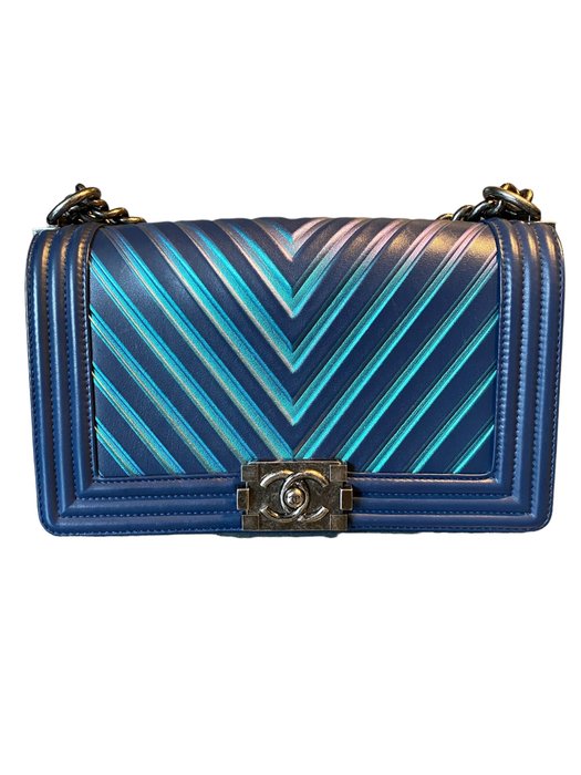 Chanel - limited boy iridiscent stripes - Skuldertaske