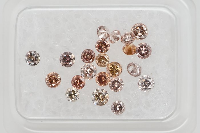 Ingen mindstepris - 22 pcs Diamant  (Naturfarvet)  - 091 ct - Rund Gullig Rosa Brun - I3 VS1 - Gem Report Antwerp (GRA)