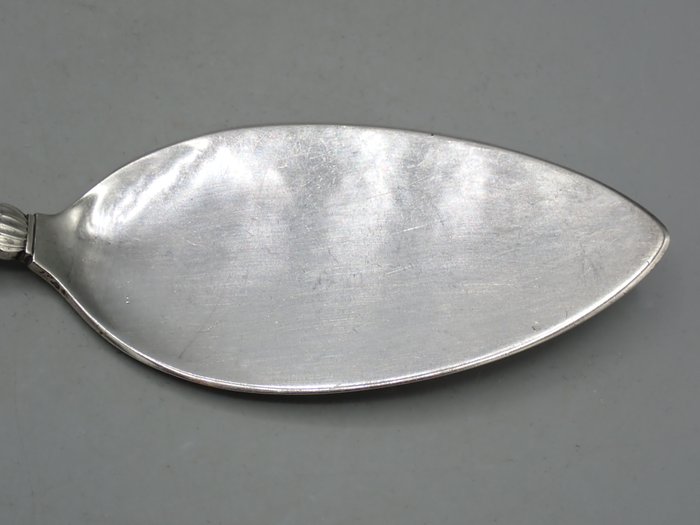 Georg Jensen - Kage serveringsbestik - .830 sølv - 1926