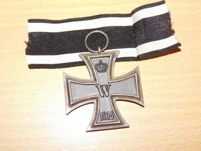 Tyskland - Tjenestemedalje - Eisernes Kreuz 2. Klasse 1914 mit Band mit Herstellerpunze