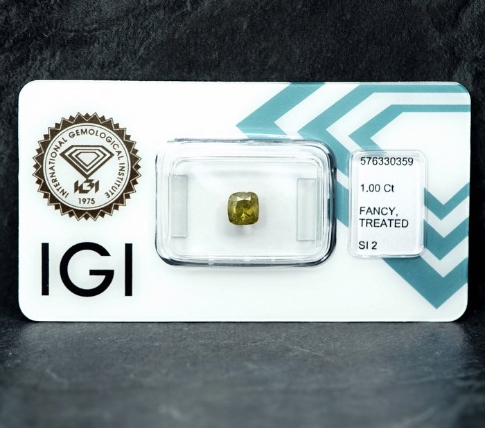 1 pcs Diamant  (Farvebehandlet)  - 1.00 ct - Pude - Fancy intense Grønlig Gul - SI2 - International Gemological Institute (IGI)