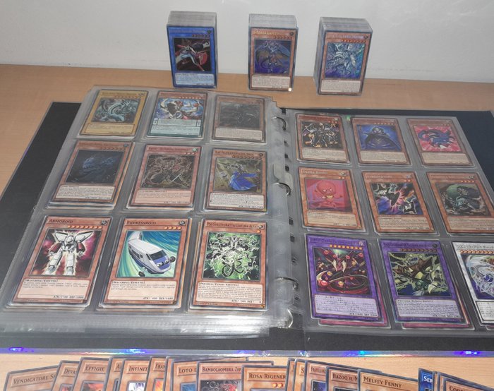 Yu-Gi-Oh! Konami Mixed collection - Collezione 250 carte Yu-Gi-Oh - Comprese carte numerose rarità