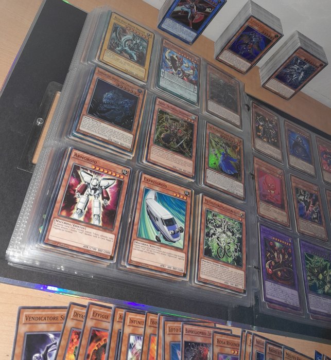 Yu-Gi-Oh! Konami Mixed collection - Collezione 250 carte Yu-Gi-Oh - Comprese carte numerose rarità