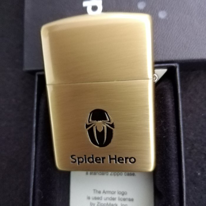 Zippo - Strong Limited Japanese Spiderman Edition - new - armor case - wonderful nice - Lommelighter - Stål (rustfrit)