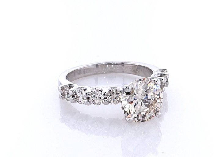 Ring - 14 karat Hvidguld -  2.07ct. tw. Diamant (Naturfarvet) - Diamant