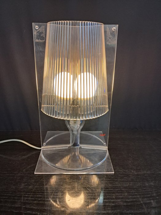 Kartell - Ferruccio Laviani - Bordlampe - Tage - PVC