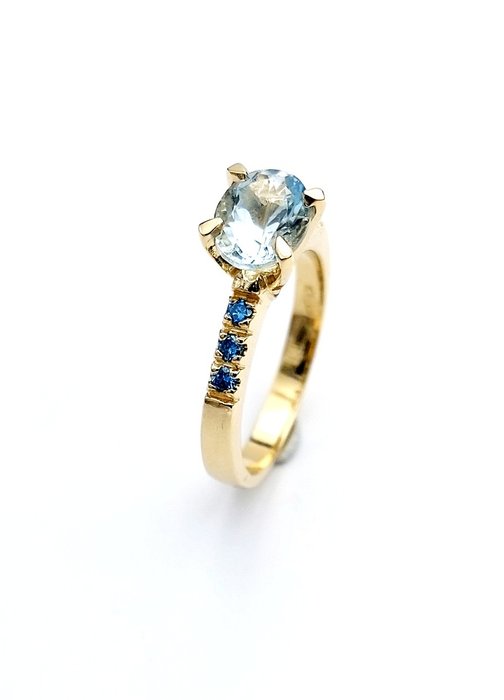 Ring - 18 kraat Gulguld Akvamarin - Safir