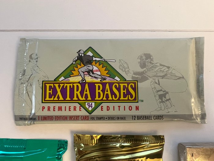 1994 Fleer Ultra, Flair Series 1, Extra Bases Premiere Edition - 4 Pack - Næsten så god som ny (NM)