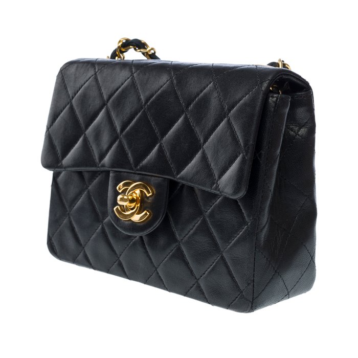 Chanel - Chanel Timeless Mini shoulder Flap bag in black quilted lambskin leather , GHW - Skuldertaske