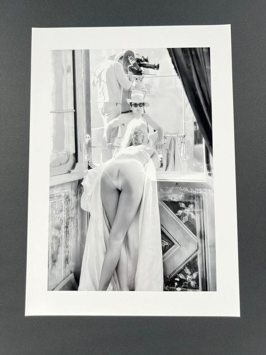 Brigitte Bardot- A Very Private Affair 1961 -Behind The Set for Next Scene - Collector Image - Size 42x30 cm - 100% new - Gallery Stamp  - Never Exposed - Baryta - Flat shipped ! - No carton tube - Ready to Frame size A3 42x30 cm