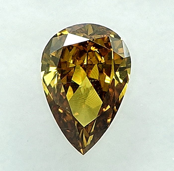 1 pcs Diamant  (Naturfarvet)  - 0.26 ct - Fancy intense Brunlig Gul - VS2 - International Gemological Institute (IGI)