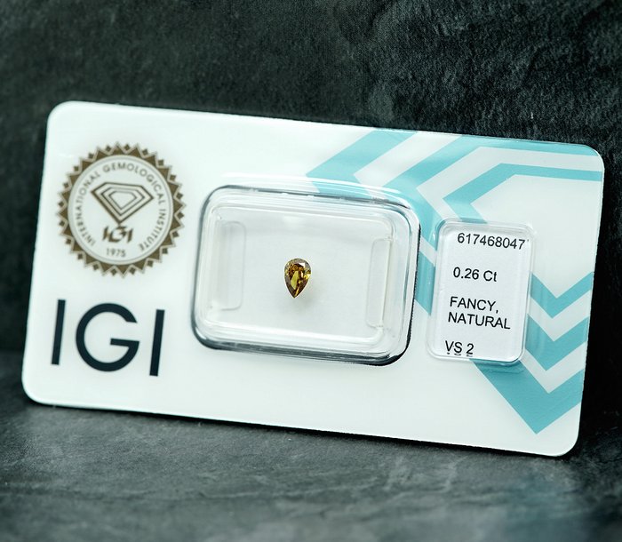 1 pcs Diamant  (Naturfarvet)  - 0.26 ct - Fancy intense Brunlig Gul - VS2 - International Gemological Institute (IGI)