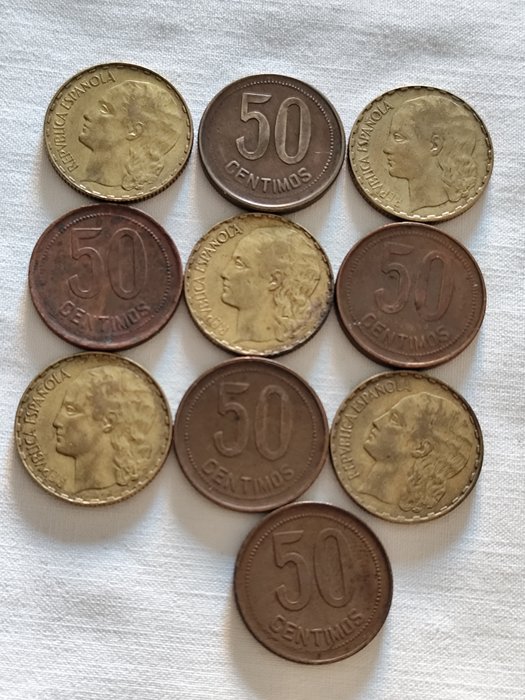 Spanien. Guerra Civil y II Republica. 1-Peseta 50-25 Céntimos 1925-1927-1934-1937 (30 monedas)  (Ingen mindstepris)