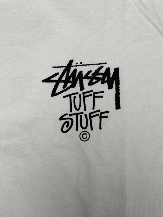 Stüssy - T-shirt - Nyt med labels