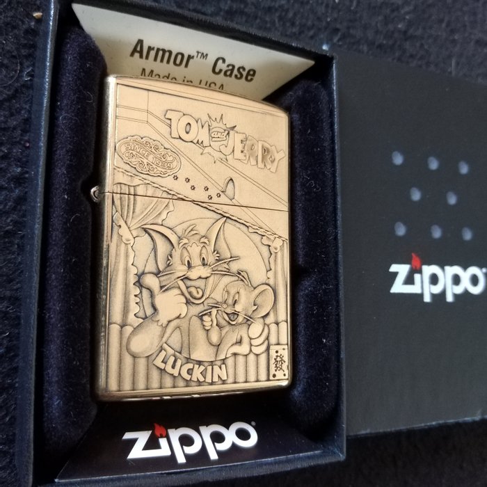 Zippo - 3D Tom  Jerry - heavy armor case - new - Lommelighter - Gylden messing