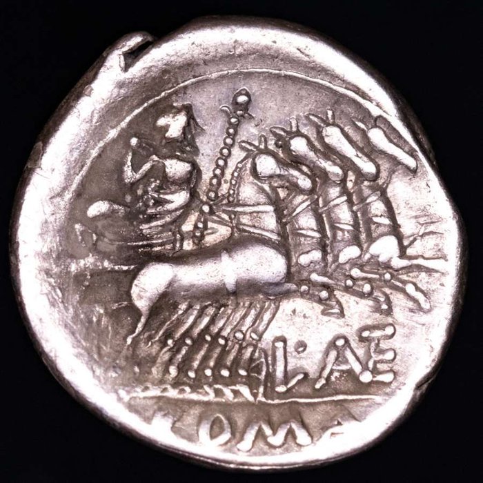 Romerska republiken. L. Antestius Gragulus. Denarius Rome mint, 136 B.C.  Jupiter in quadriga right, brandishing thunderbolt; L ANTES (ligated) / ROMA.  (Ingen mindstepris)