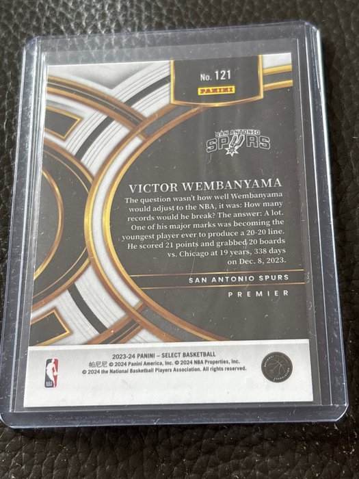 2023/24 Panini Select Basketball Victor Wembanyama #121 Tectonic Rookie - 1 Card - Næsten så god som ny (NM)