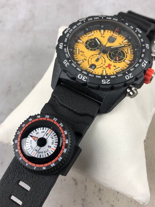 Luminox - Bear Grylls Master Chronograph - XB.3745 - Mænd - 2011-nu