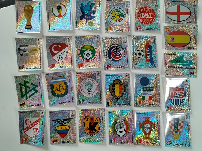 Panini - World Cup's 1994 to 2018 + Euro 1996 to 2022(women) - Different foil badges - 63 Loose stickers