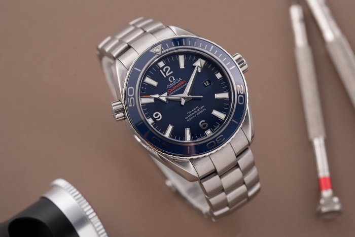 Omega - Seamaster Planet Ocean Blue Titanium - 232.90.38.20.03.001 - Unisex - 2011-nu