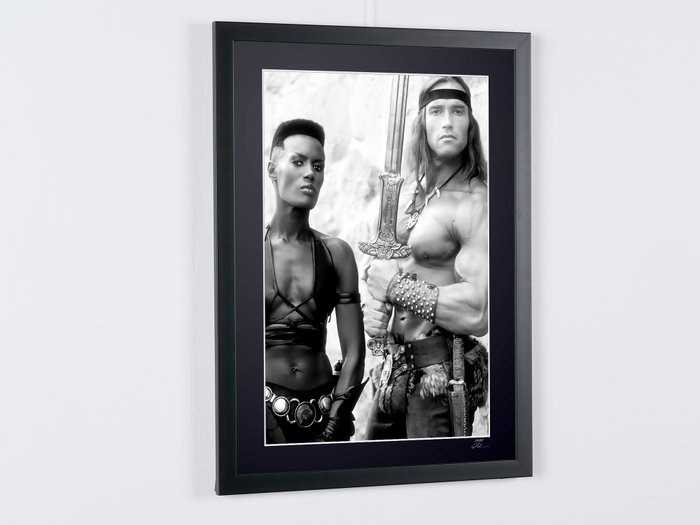 Conan the Destroyer (1984) - Arnold Schwarzenegger  Grace Jones - Fine Art Photography - Luxury Wooden Framed 70X50 cm - Limited Edition Nr 02 of 30 - Serial ID 17074 - Original Certificate (COA), Hologram Logo Editor and QR Code - 100% New items.