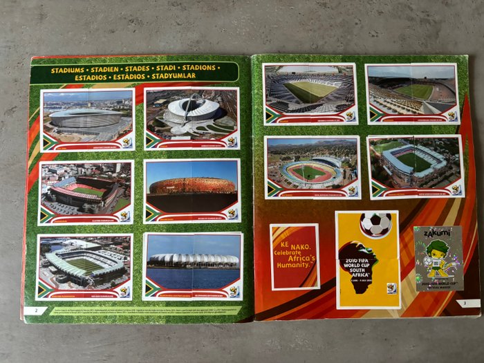 Panini - South Africa 2010 World Cup - Cristiano Ronaldo, Lionel Messi - 1 Complete Album