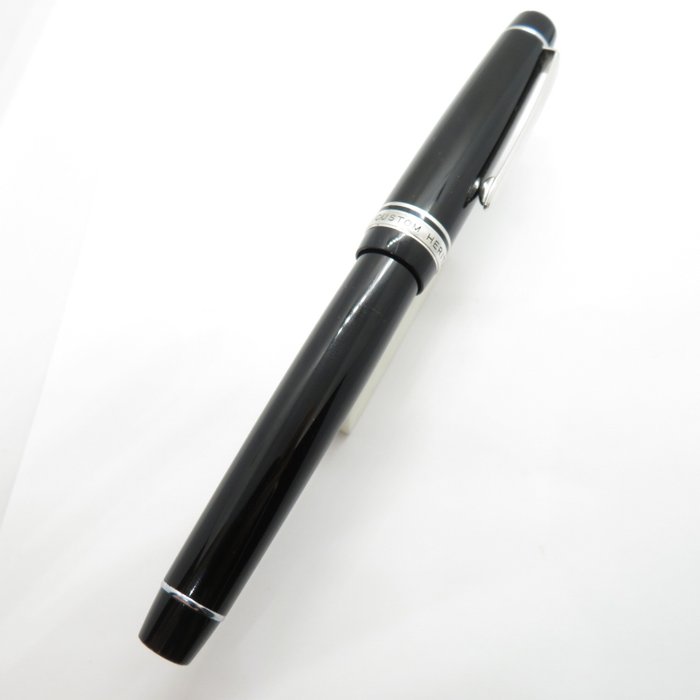 Pilot - Custom Heritage 912 (black  silver) - 14K gold #10 nib (F) - Fyldepen