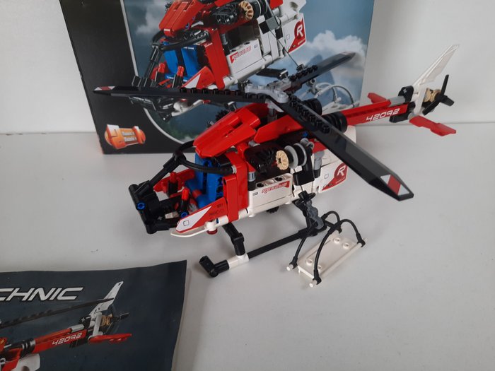 Lego - Technic - 42092 - Reddingshelikopter