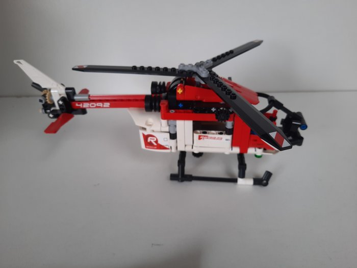 Lego - Technic - 42092 - Reddingshelikopter