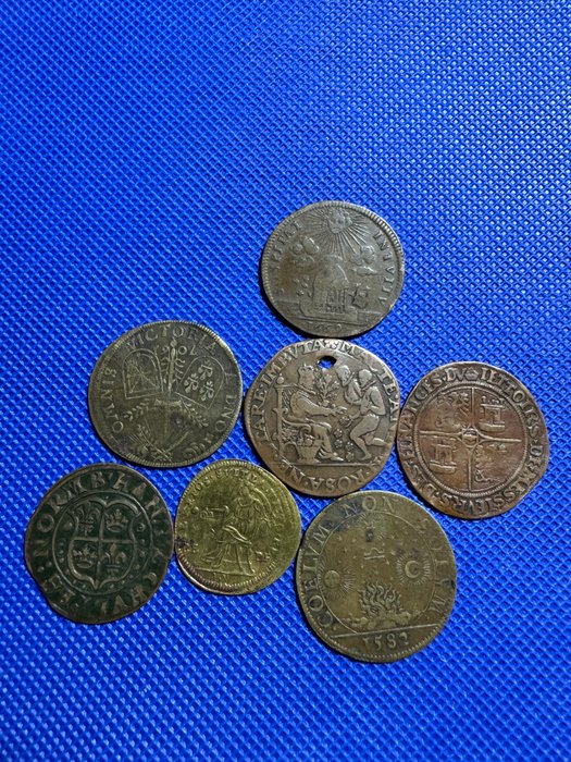 Europa. Lot 7 tokens 1550/1680. . Some of them are rare and hard to find  (Ingen mindstepris)