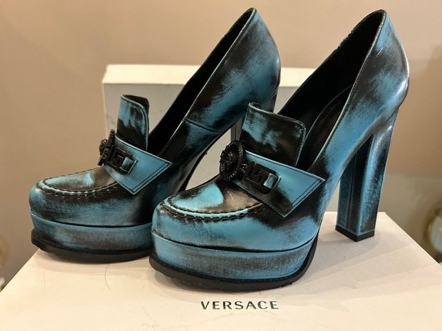 Versace - Sko med høje hæle - Størelse: Shoes / EU 37