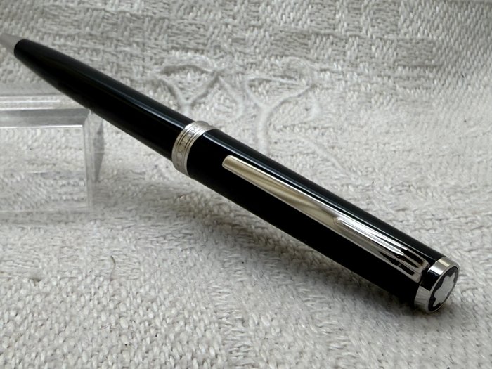 Montblanc - Generation PIX Collection Black Resin  Platinum - Kuglepen