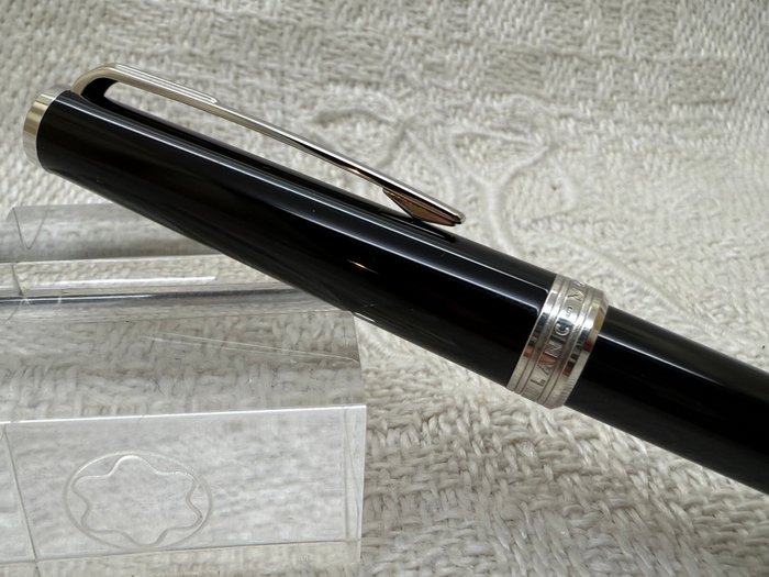 Montblanc - Generation PIX Collection Black Resin  Platinum - Kuglepen