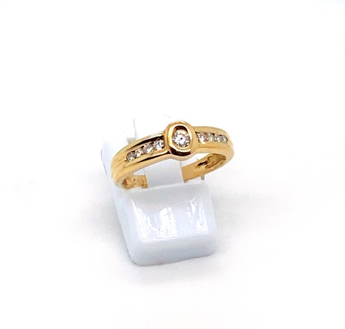 Forlovelsesring - 18 kraat Gulguld -  0.40ct. tw. Diamant (Natur)  - Diamant - Klassisk diamantring RS53