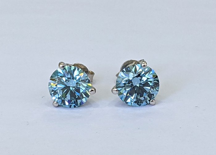 Ørestikkere - 14 karat Hvidguld -  3.63ct. tw. Blå Diamant (Laboratoriedyrket diamant i fancy farver) - FANCY VIVID BLUE IGI