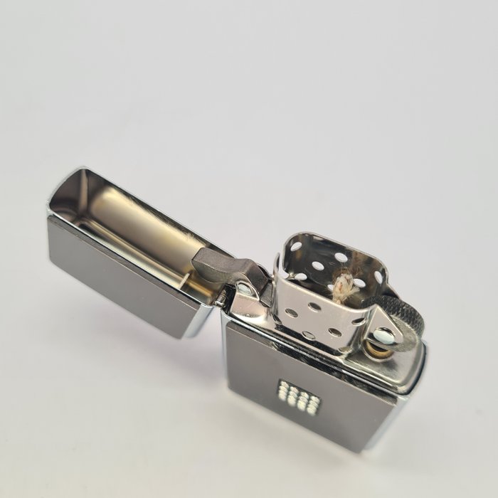 Zippo - Fancy - Lighter - Messing