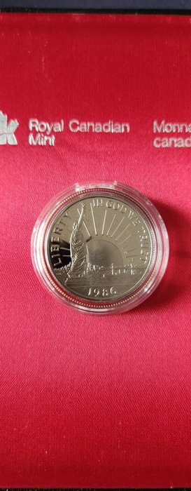 Canada, Förenta staterna. A Lot consisting of 3x USA Commemorative Half Dollars, together with a Canadian 1980 Double Dollar 1980-2000  (Ingen mindstepris)