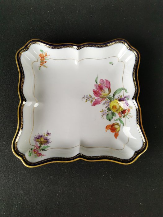 Meissen - Piatto quadrato bordo "A" dorato e blu cobalto L 20 cm 1a scelta - Fad - Porcelæn