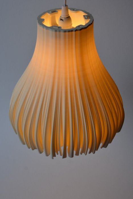 Michael Jasinski - Hængende lampe - H2L - Biopolymer