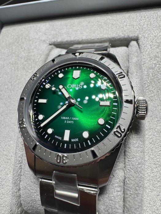 Oris - Divers Sixty‑Five Calibre 400 - Ingen mindstepris - 01 400 7774 4057-07 8 19 18 - Unisex - 2020+