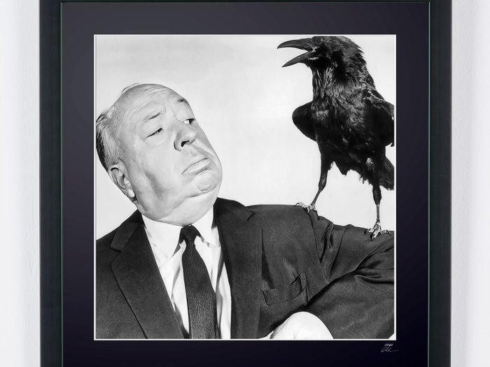 The Birds 1963 - Alfred Hitchcock - Promotion Movie - Fine Art Photography - Luxury Wooden Framed 50X50 cm - Limited Edition Nr 03 of 30 - Serial ID 19020 - Original Certificate (COA), Hologram Logo Editor and QR Code - 100% New items.