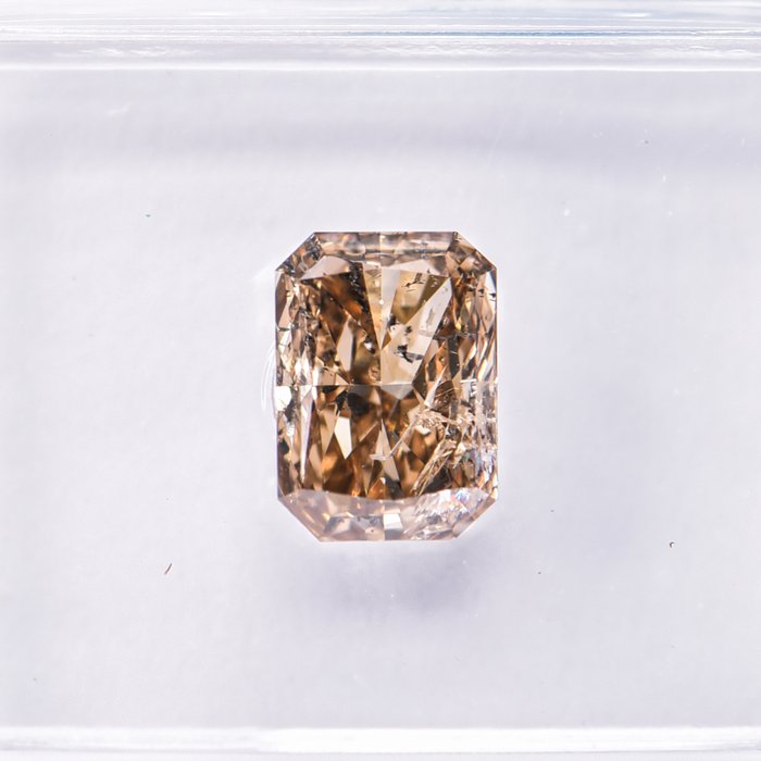 Ingen mindstepris - 1 pcs Diamant  (Naturfarvet)  - 1.03 ct - Radiant - Fancy intense Brun Gul - I1 - International Gemological Institute (IGI)