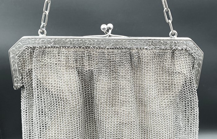 032c - Theatre bag silver (800) - Håndtaske