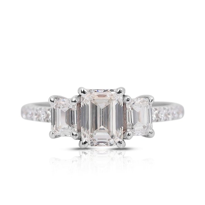 Ring - 18 kraat Hvidguld -  1.84ct. tw. Diamant (Natur) - Diamant - Trio Ring