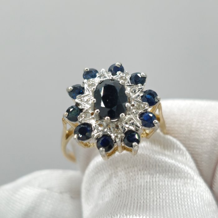 Ingen mindstepris - Cocktailring Sølv, Guld 925 Sterling Sølv, Birmingham, 1988 -  2.03ct. tw. Safir - Diamant - Klyngeengagement