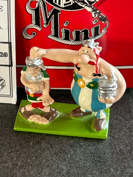 Asterix, Obélix et le Romain - 2160 - 1 Figurine - Pixi pour Les éditions Albert René - 1996