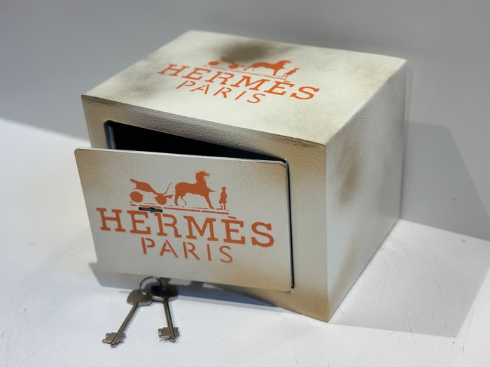 Rob VanMore - Hermes Paris Vault