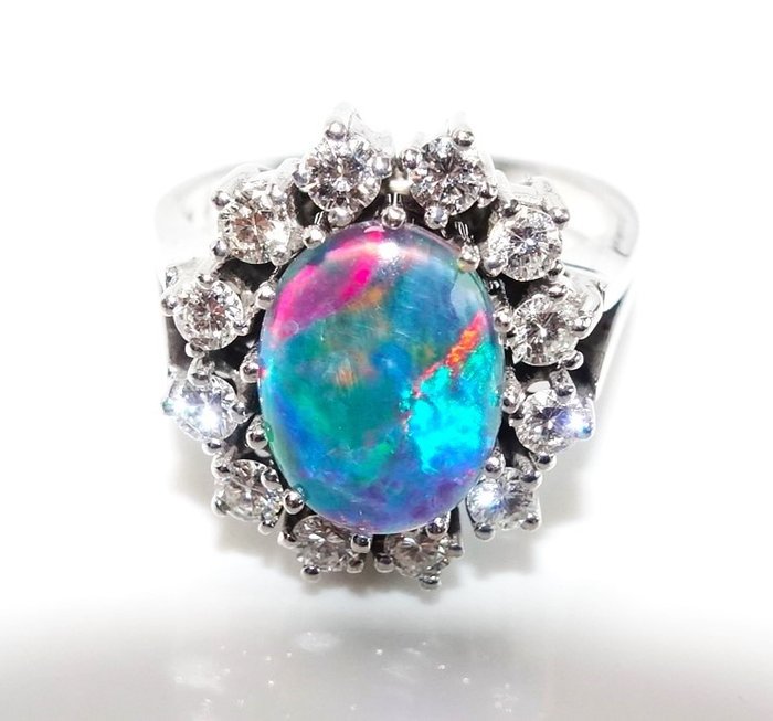 Ring - 14 karat Hvidguld -  3.30ct. tw. Opal - Diamant - Størrelse 52 kan ændres